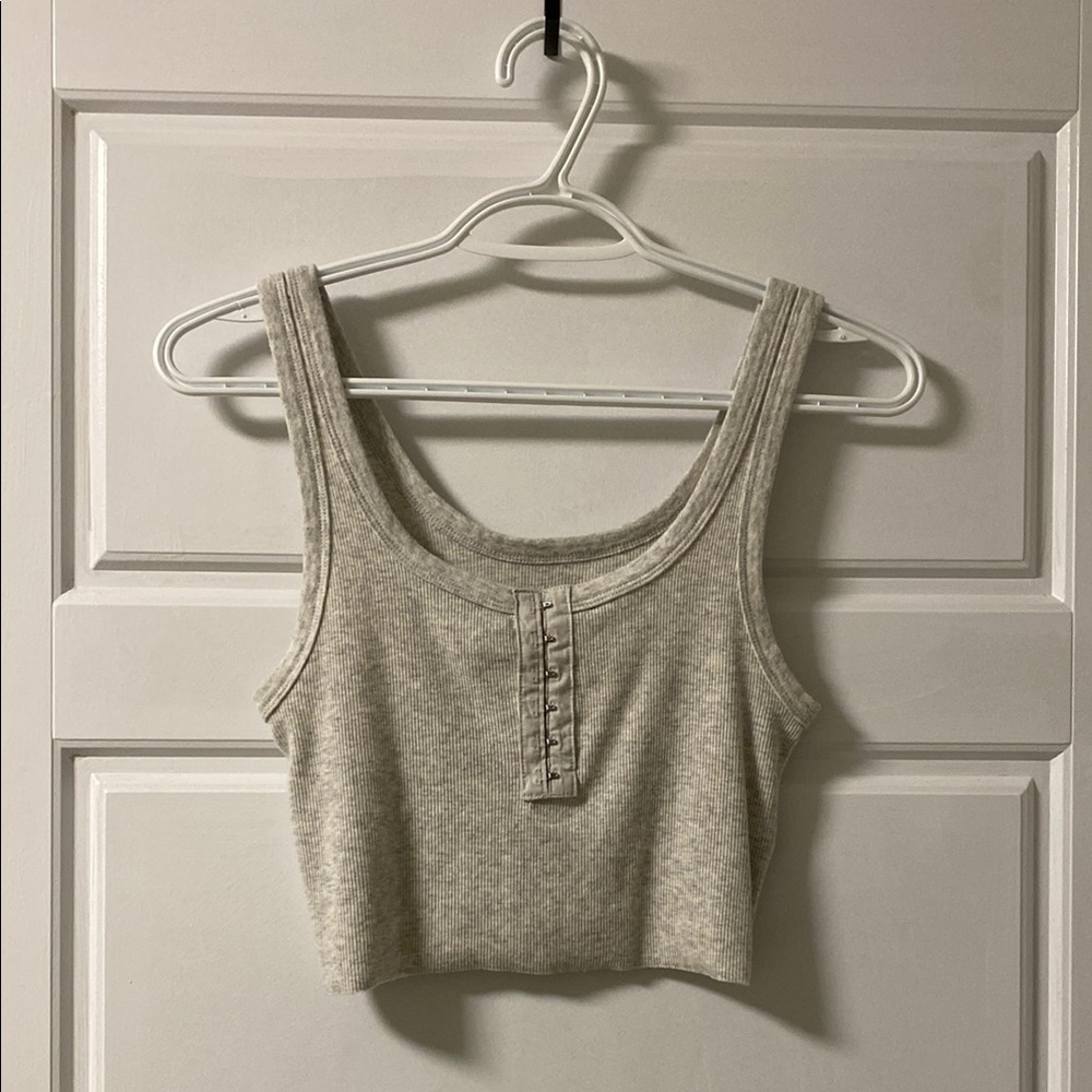 Grey Aerie Sleeveless Cropped Hook & Eye Tank Top